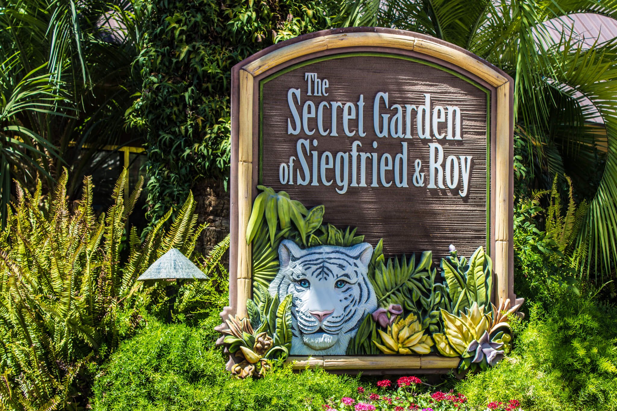 Siegfried & Roy's Secret Garden & Dolphin Habitat Admission 2023 - Las Vegas